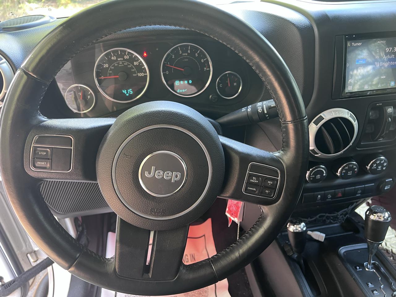 Jeep Wrangler Unlimited Sahara 4WD 2015
