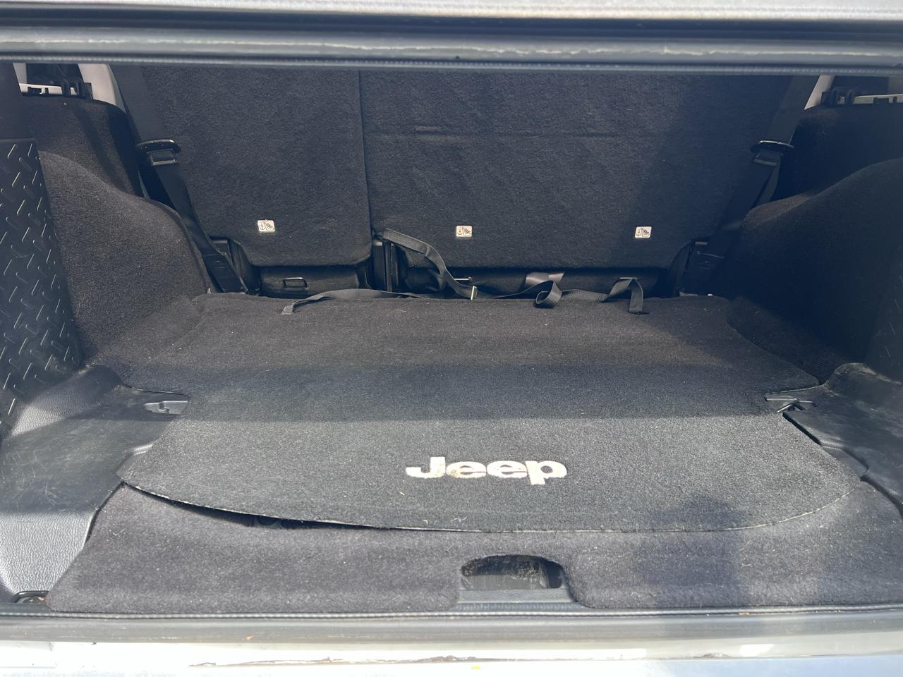 Jeep Wrangler Unlimited Sahara 4WD 2015