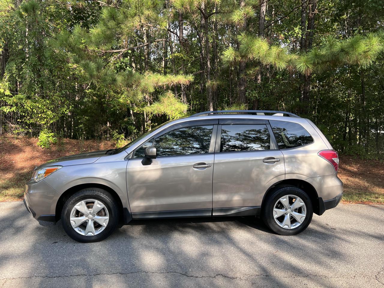 Subaru Forester 2.5i Premium PZEV CVT 2016