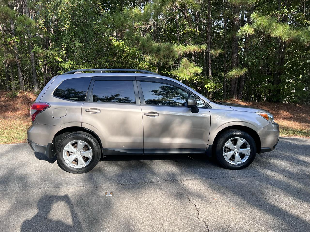 Subaru Forester 2.5i Premium PZEV CVT 2016