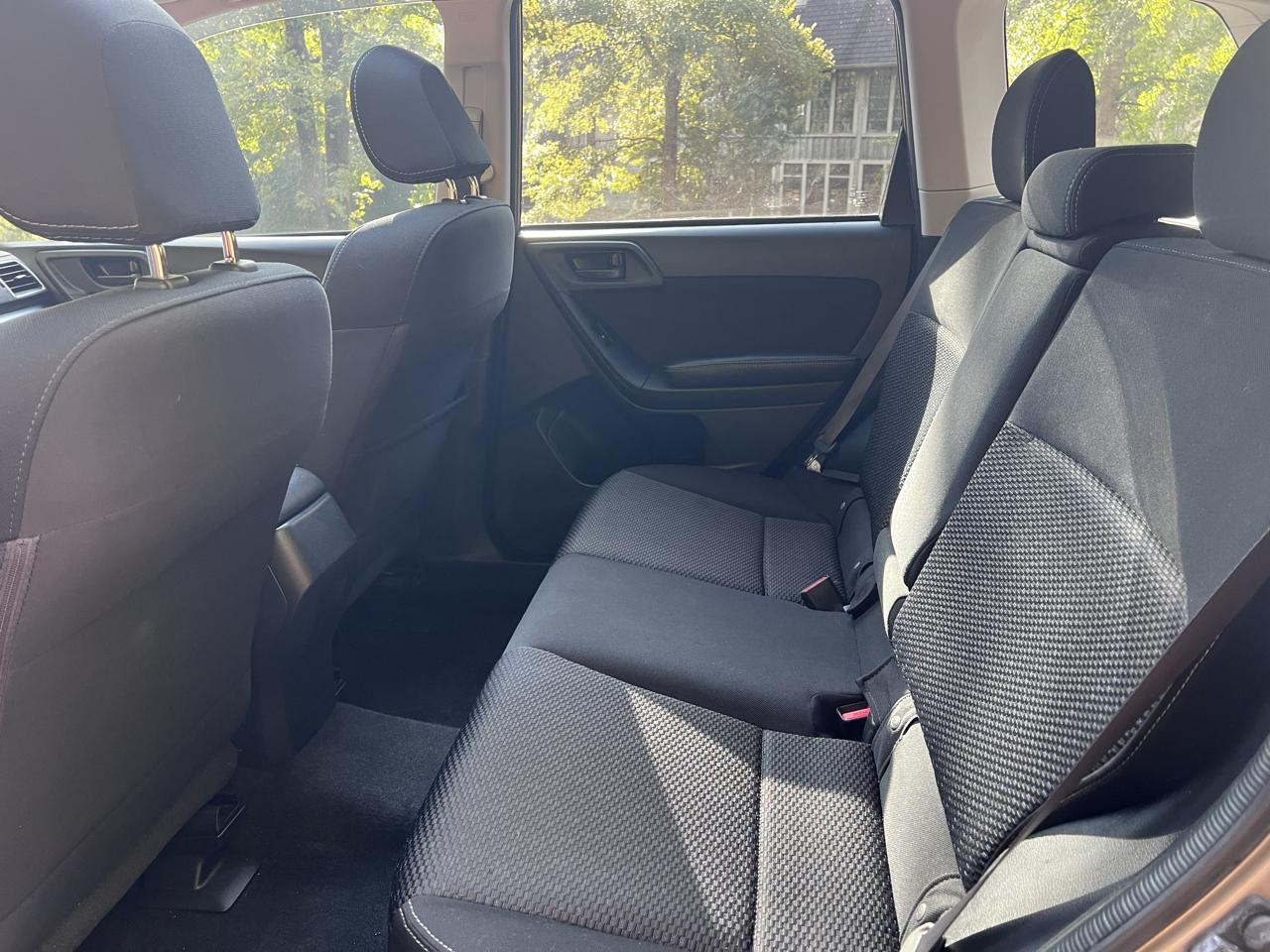 Subaru Forester 2.5i Premium PZEV CVT 2016