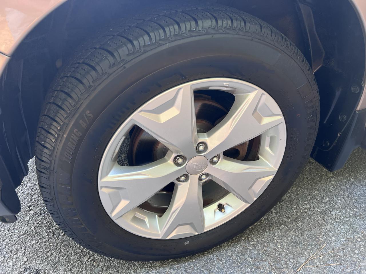 Subaru Forester 2.5i Premium PZEV CVT 2016