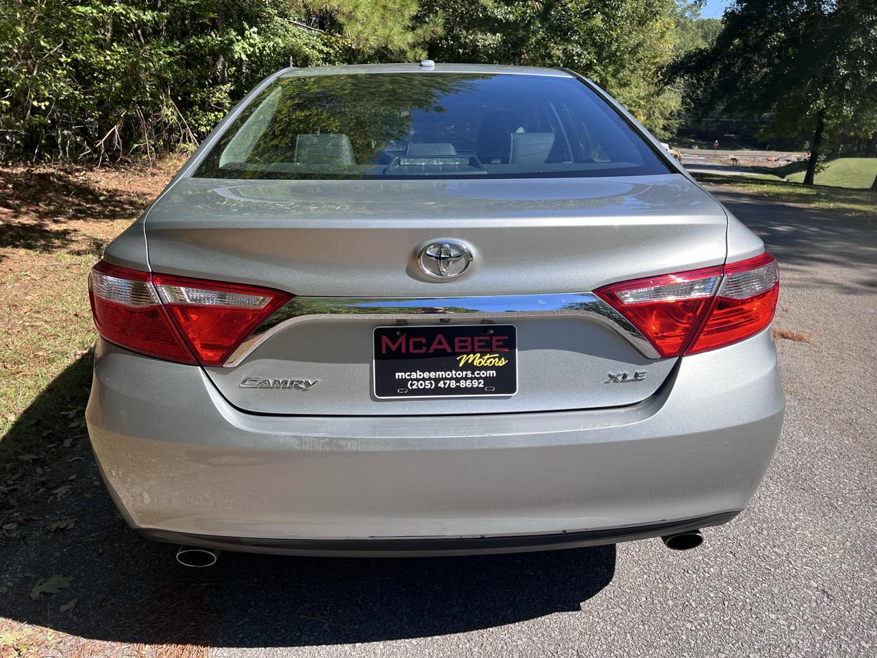 Toyota Camry XLE V6 2017