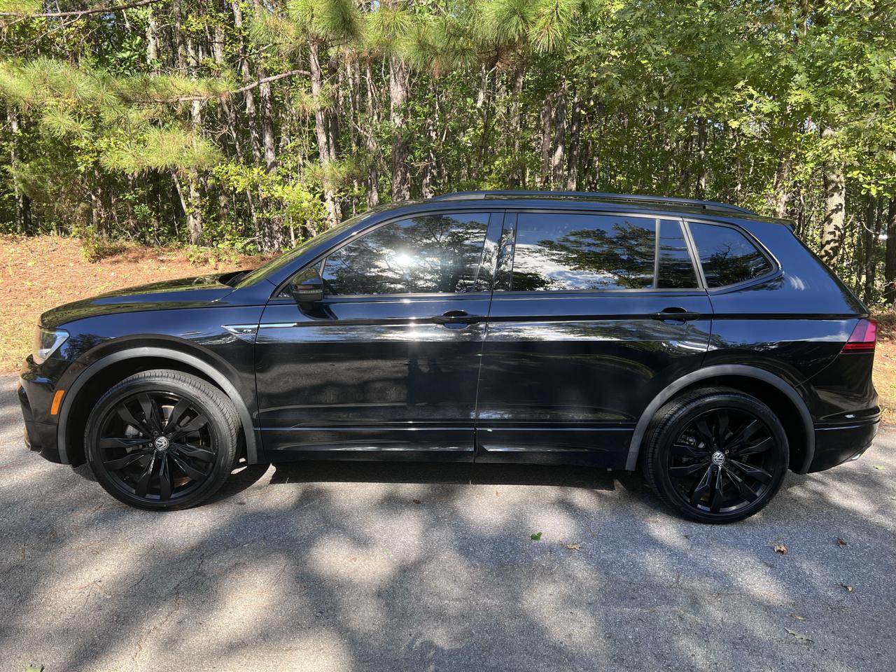 Volkswagen Tiguan SE R-Line Black 2021