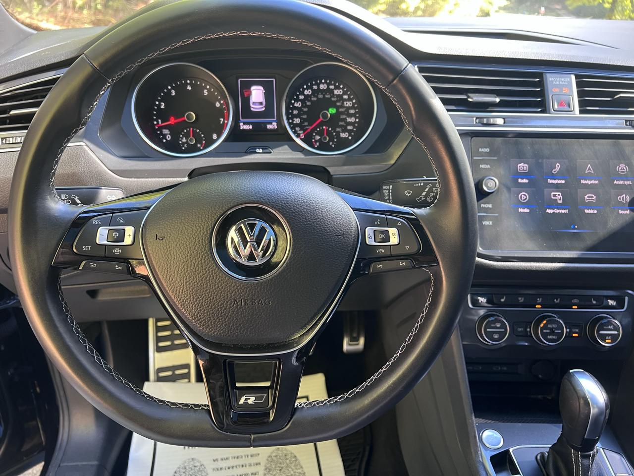 Volkswagen Tiguan SE R-Line Black 2021