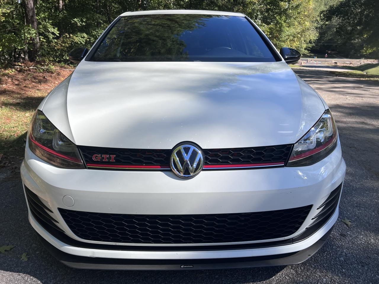 Volkswagen Golf GTI S 6M 4-Door 2017