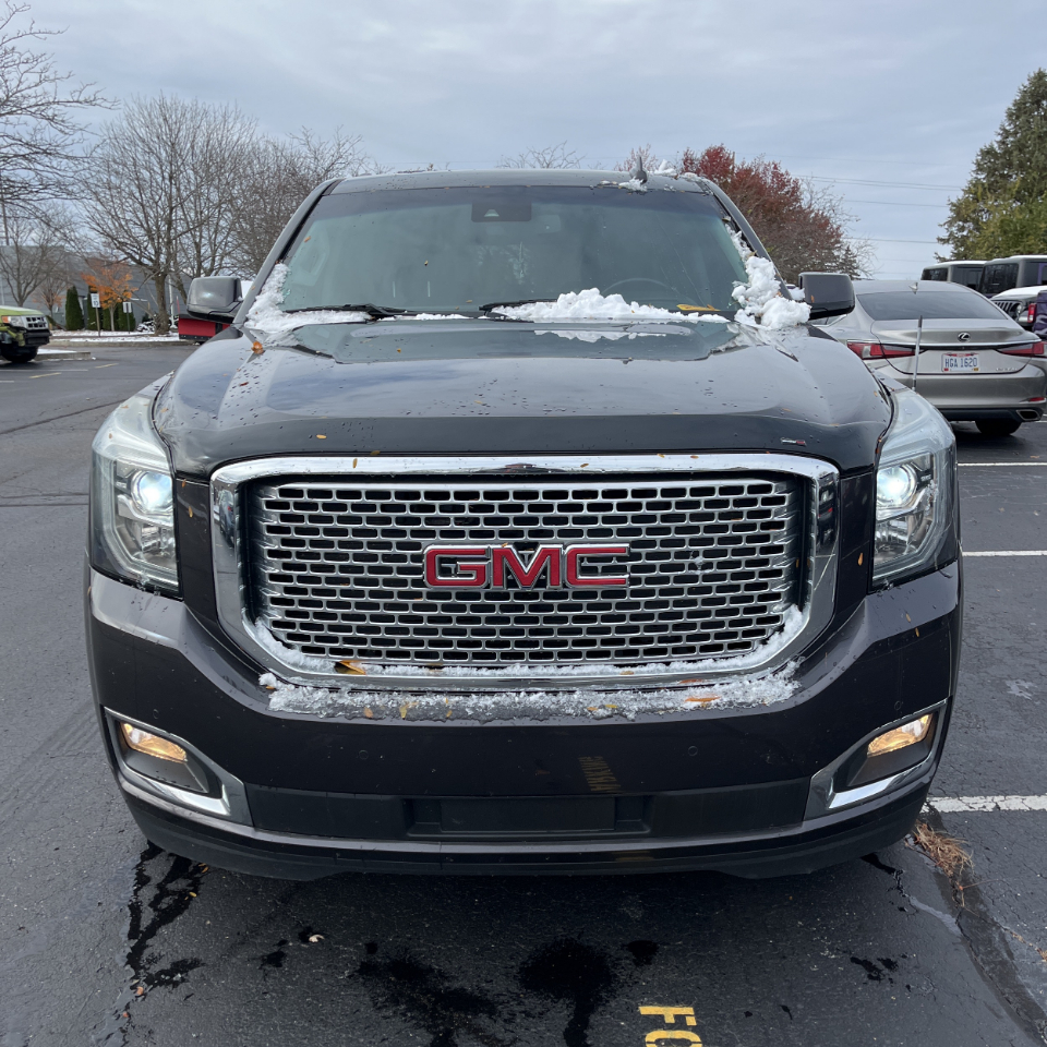 GMC Yukon XL Denali 4WD 2017