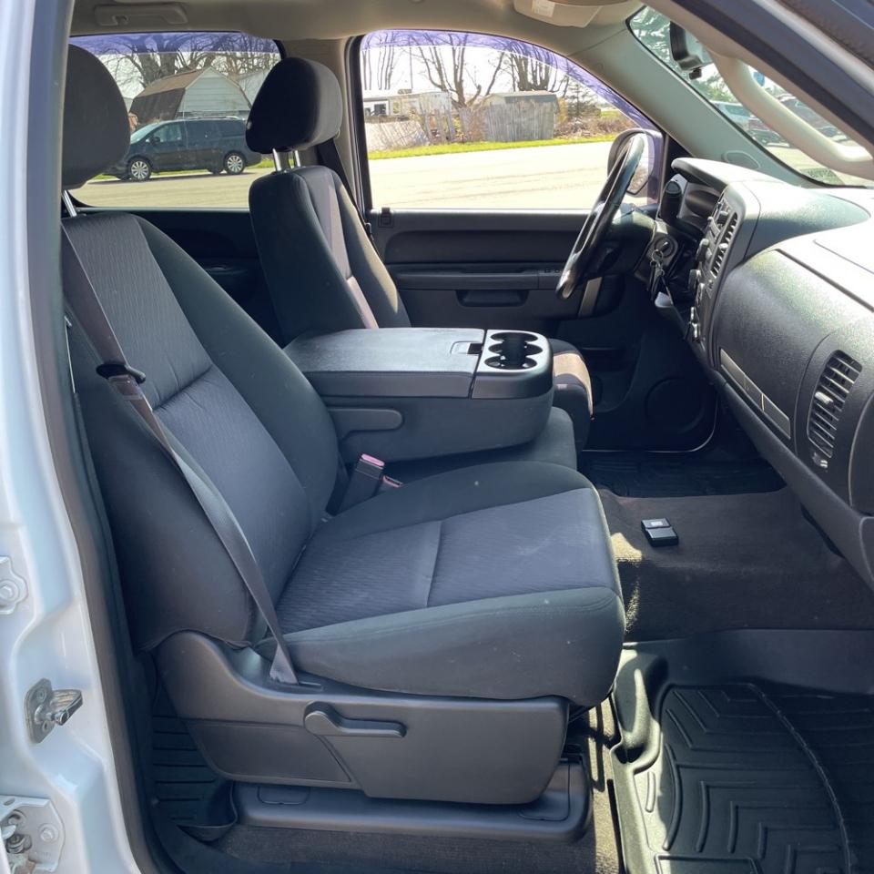 GMC Sierra 1500 SLE Crew Cab 4WD 2013