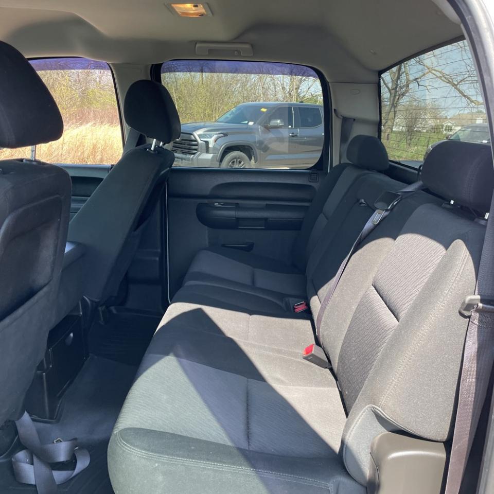 GMC Sierra 1500 SLE Crew Cab 4WD 2013