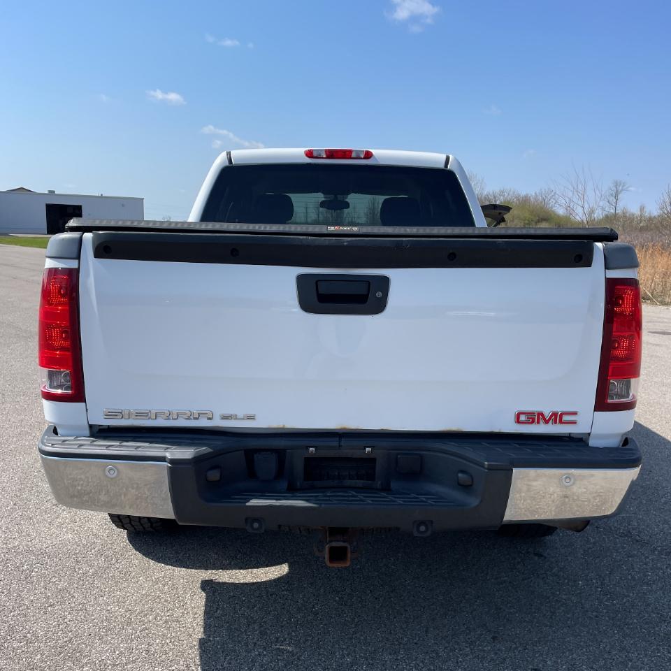 GMC Sierra 1500 SLE Crew Cab 4WD 2013