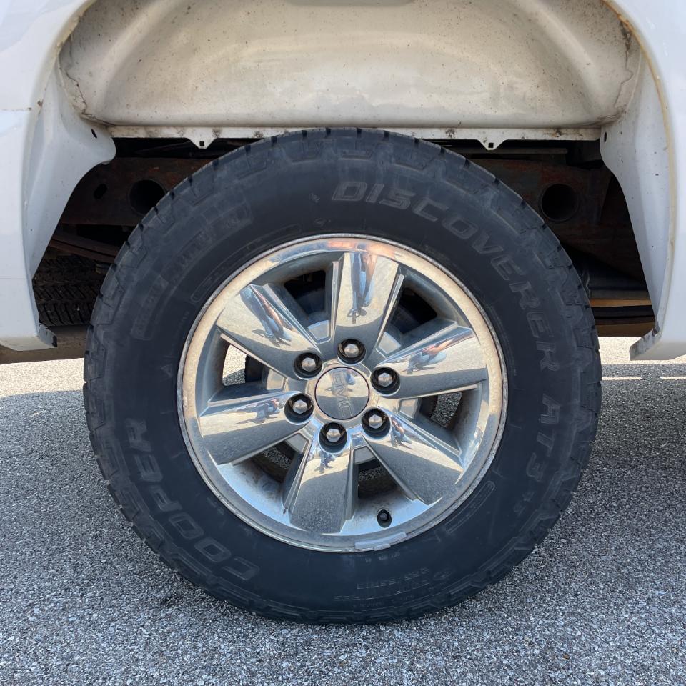 GMC Sierra 1500 SLE Crew Cab 4WD 2013