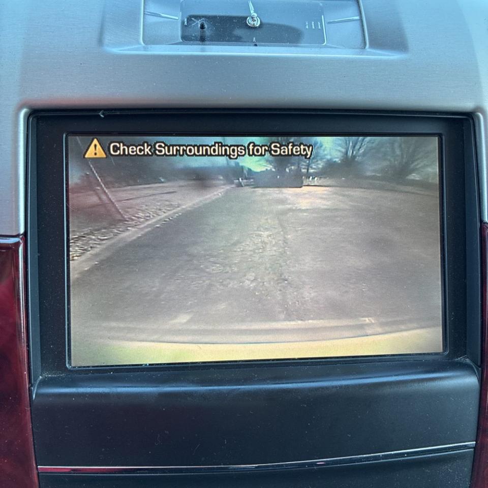 Cadillac Escalade ESV 2WD Premium 2011