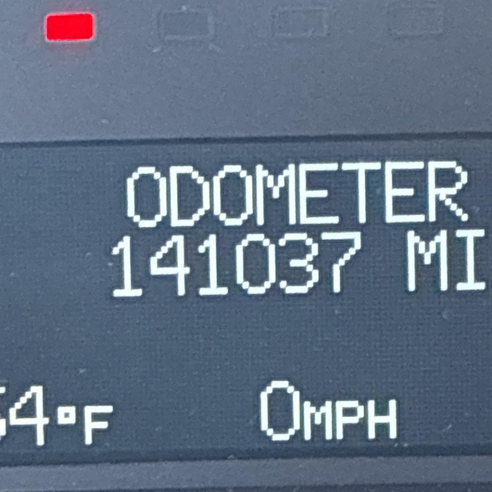 Cadillac Escalade ESV 2WD Premium 2011