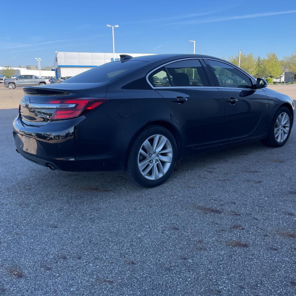 Buick Regal Premium II 2016