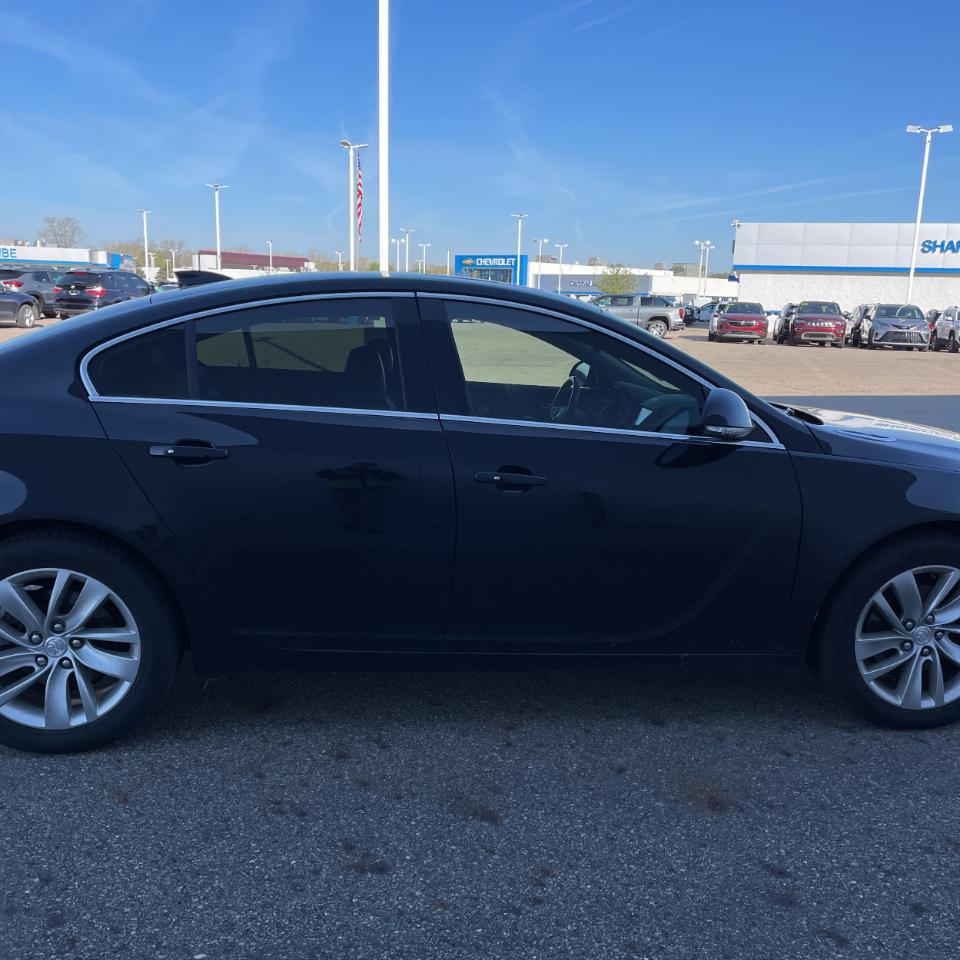 Buick Regal Premium II 2016