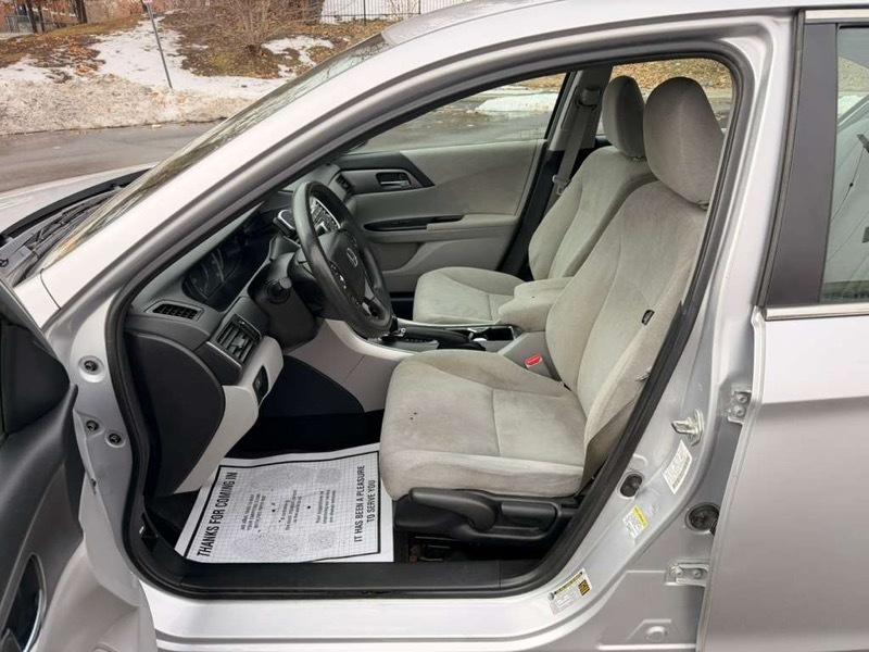 Honda Accord LX Sedan CVT 2013