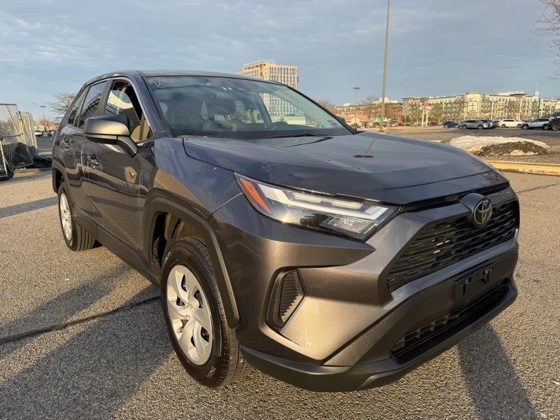 Toyota RAV4 LE AWD 2024