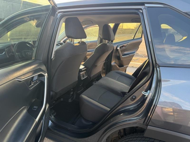 Toyota RAV4 LE AWD 2024