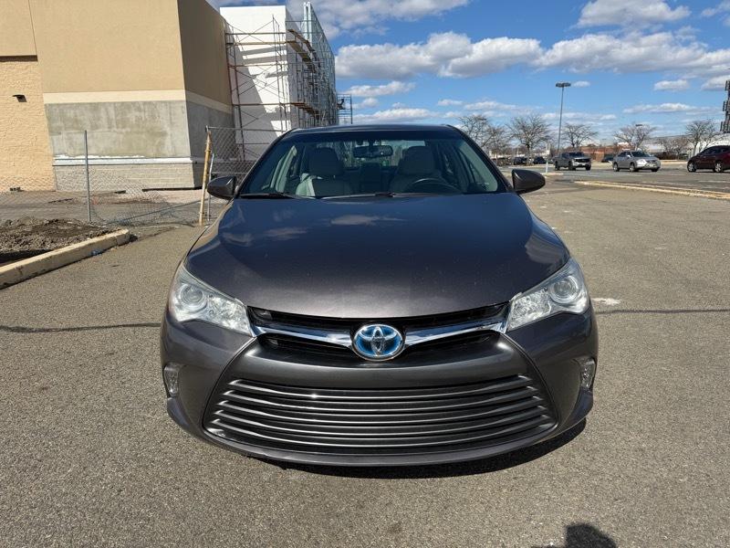 Toyota Camry Hybrid SE 2016