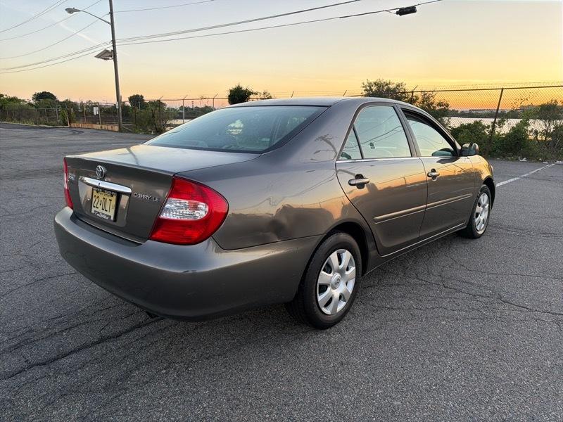 Toyota Camry Standard 2004