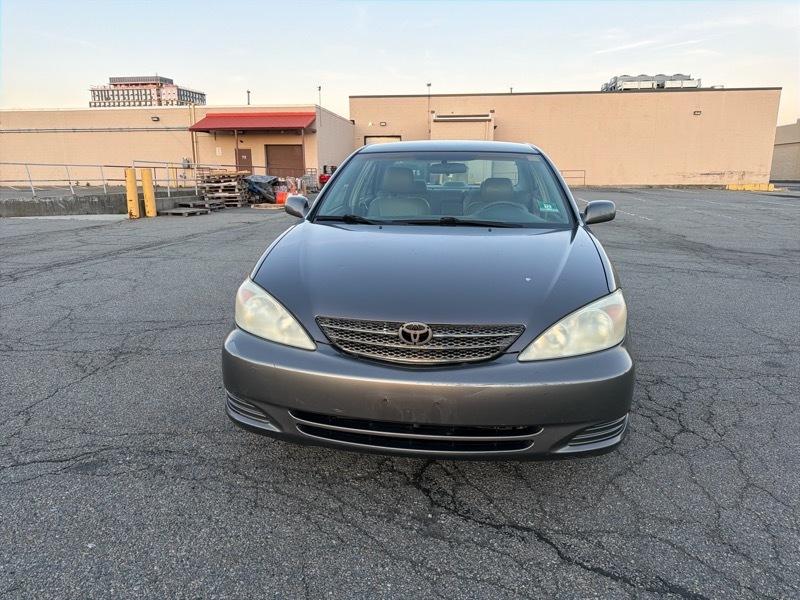 Toyota Camry Standard 2004