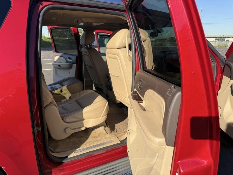 GMC Yukon Denali XL 4WD 2013