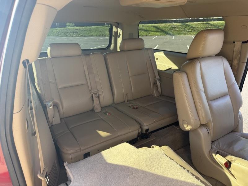 GMC Yukon Denali XL 4WD 2013