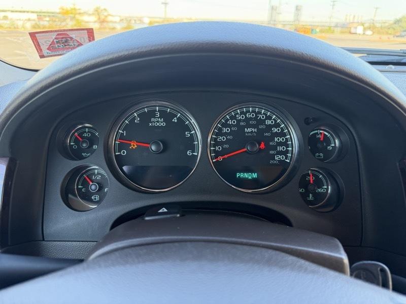 GMC Yukon Denali XL 4WD 2013