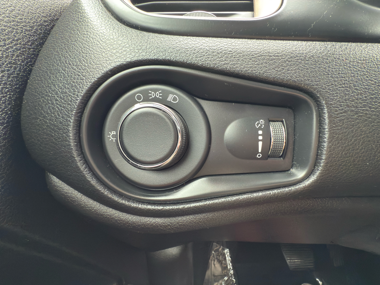 Jeep Renegade Sport FWD *Ltd Avail* 2017