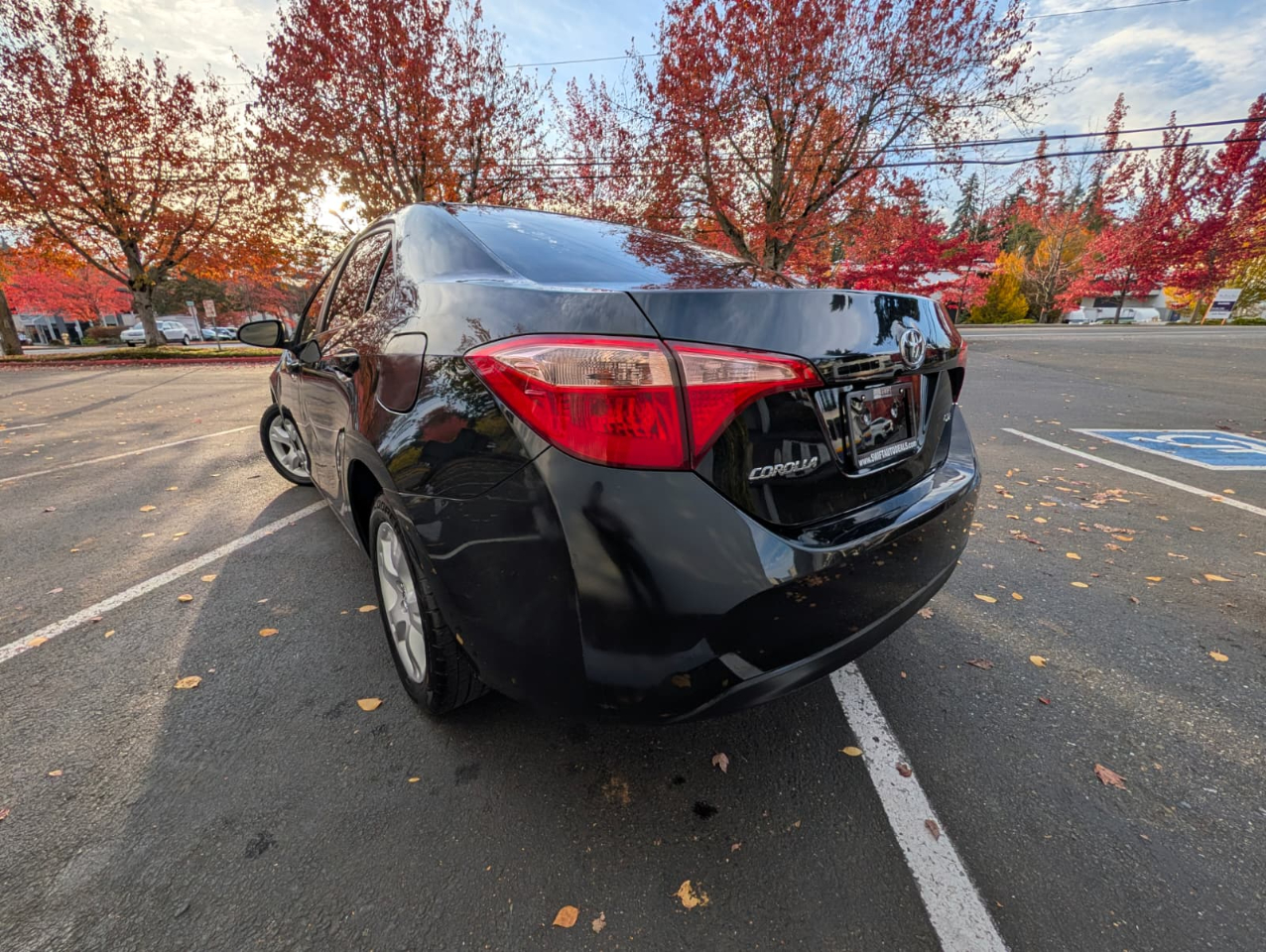 Toyota Corolla LE CVT 2018 Toyota Corolla LE CVT 2018