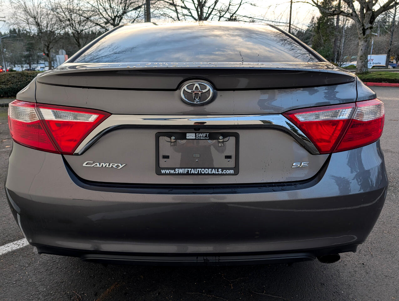 Toyota Camry SE 2015
