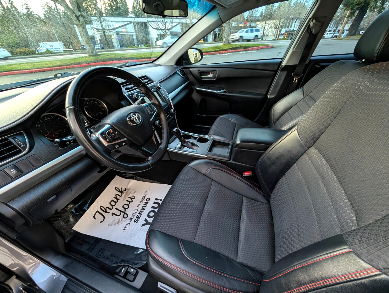 Toyota Camry SE 2015