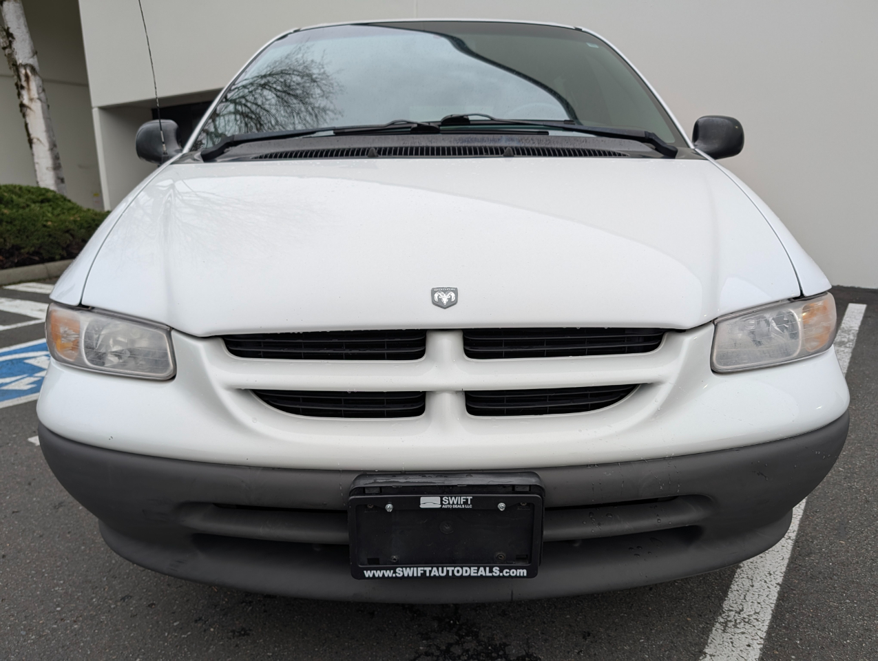 Dodge Grand Caravan SE AWD 1998