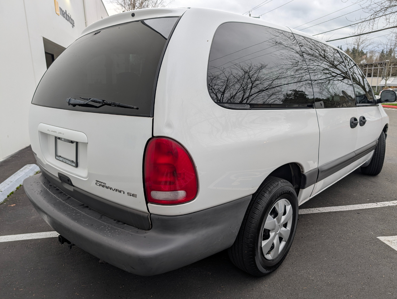 Dodge Grand Caravan SE AWD 1998