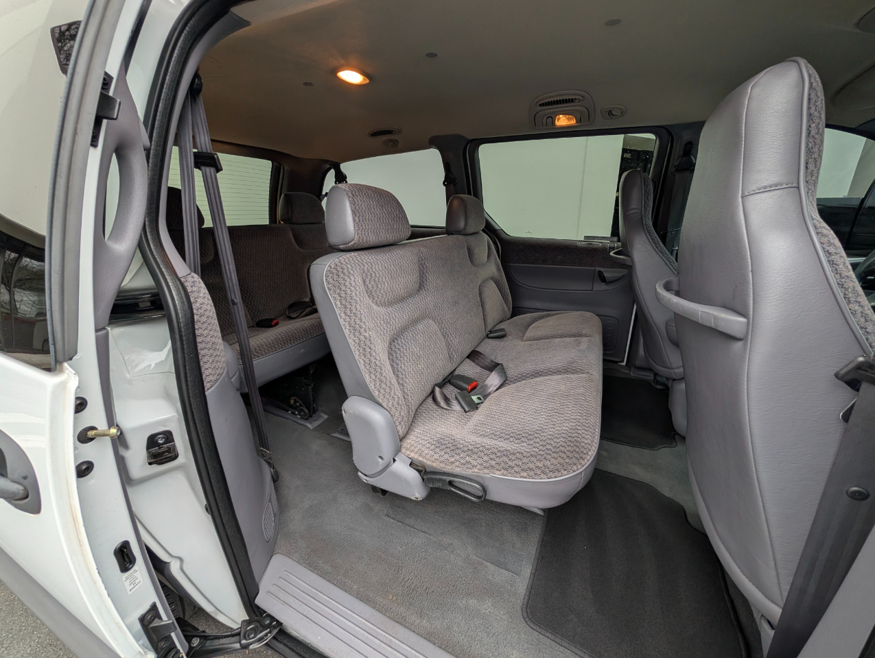 Dodge Grand Caravan SE AWD 1998