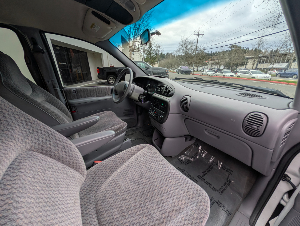 Dodge Grand Caravan SE AWD 1998