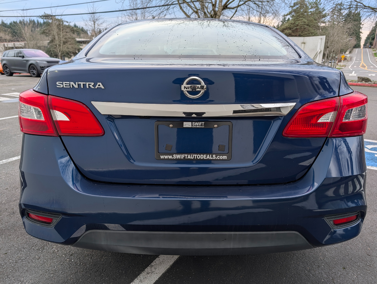 Nissan Sentra S CVT 2018