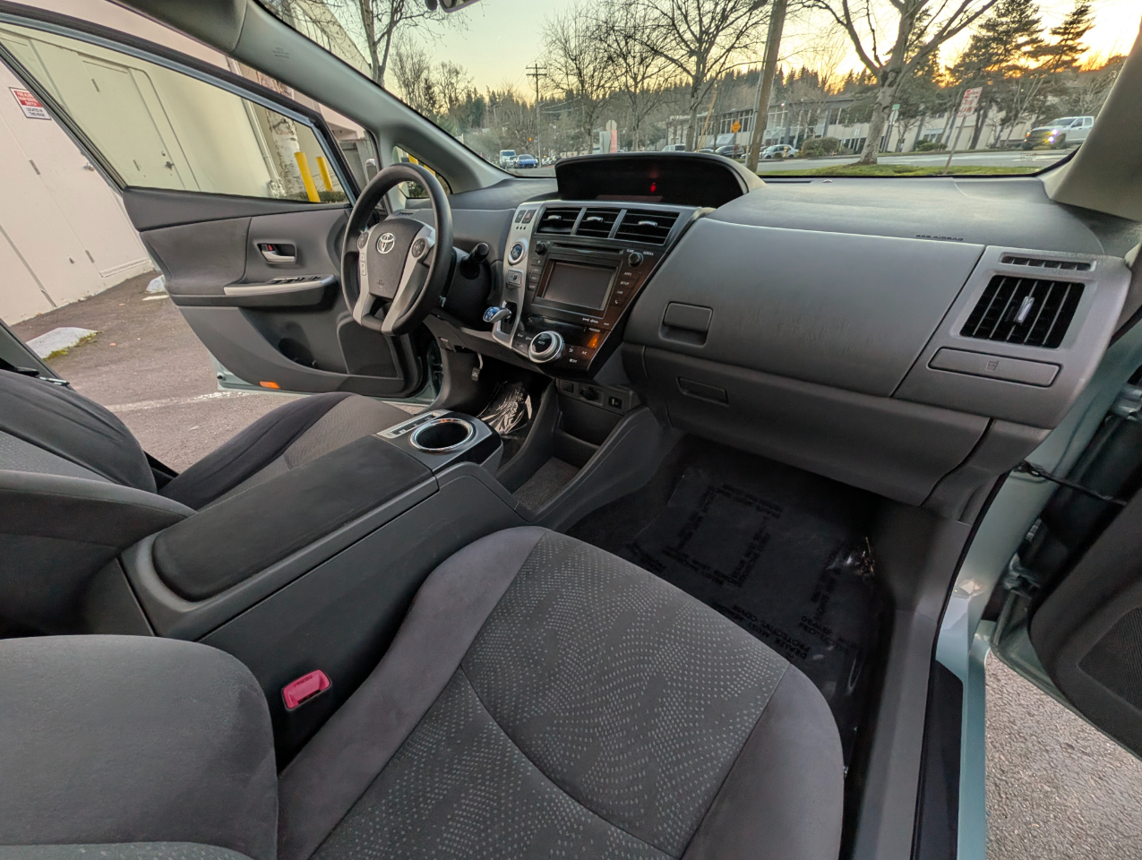 Toyota Prius V Three 2014