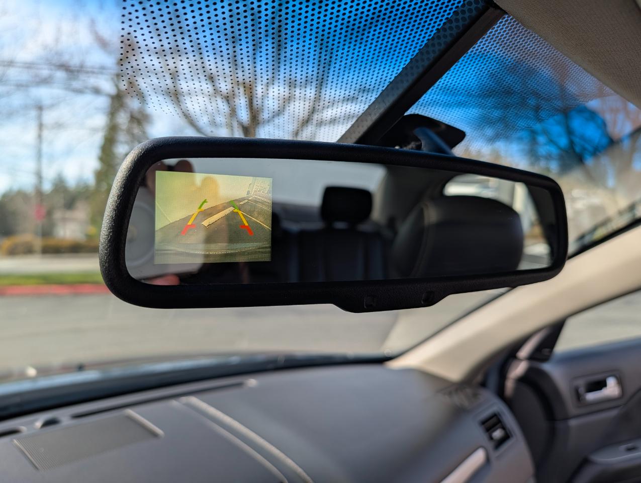 Ford Fusion Hybrid Sedan 2011