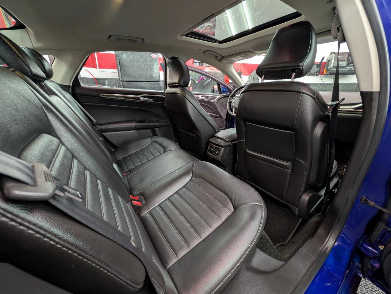 Ford Fusion Hybrid SE 2015