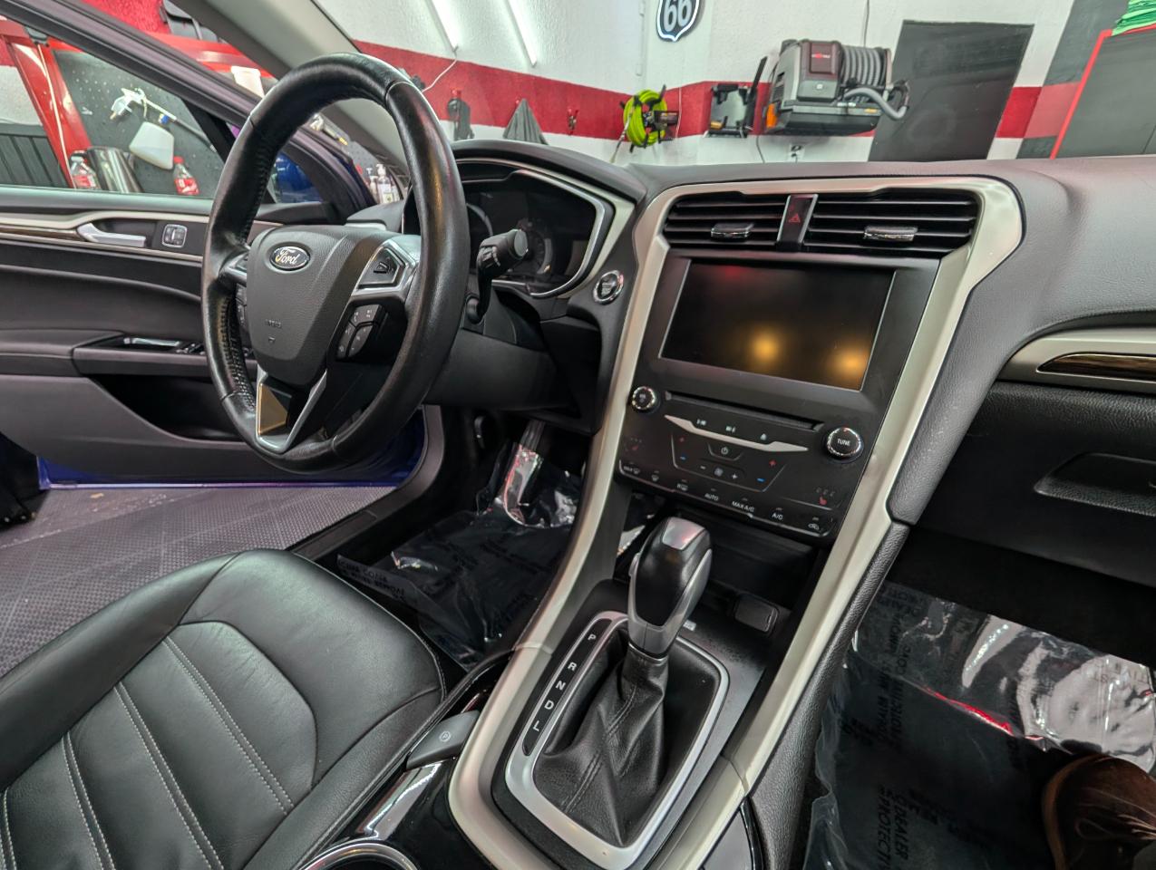 Ford Fusion Hybrid SE 2015