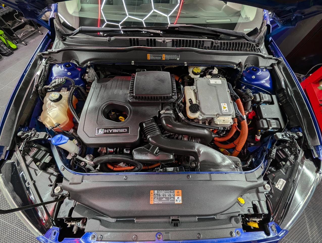 Ford Fusion Hybrid SE 2015