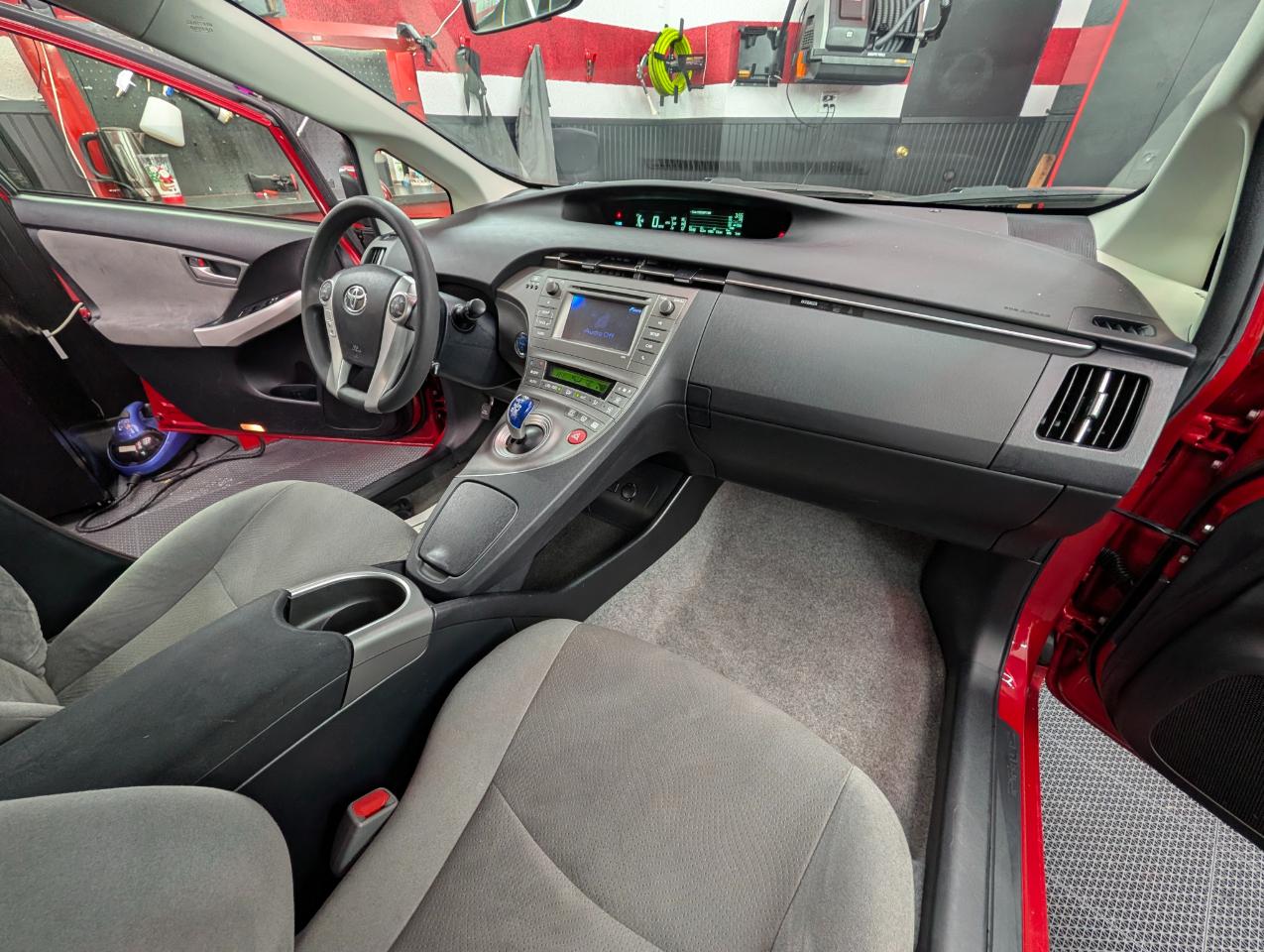 Toyota Prius Three 2014