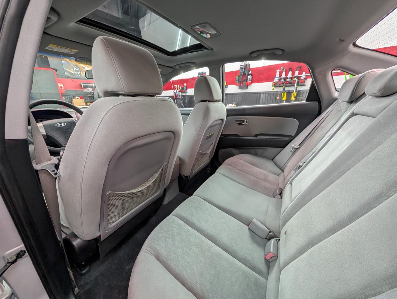 Hyundai Elantra SE 2010