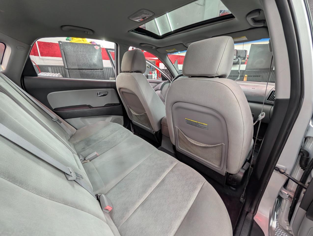 Hyundai Elantra SE 2010