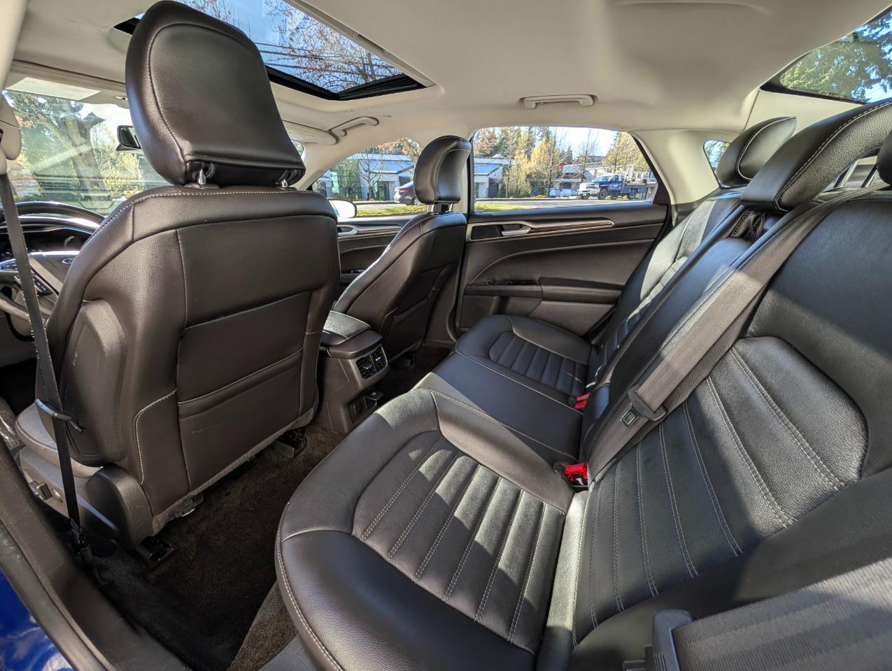 Ford Fusion Hybrid SE 2015