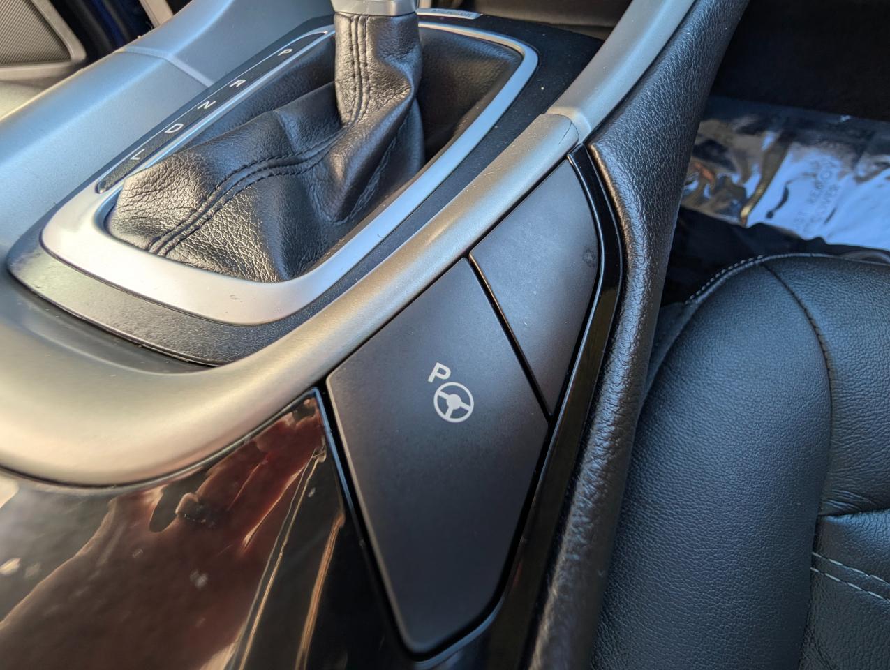 Ford Fusion Hybrid SE 2015