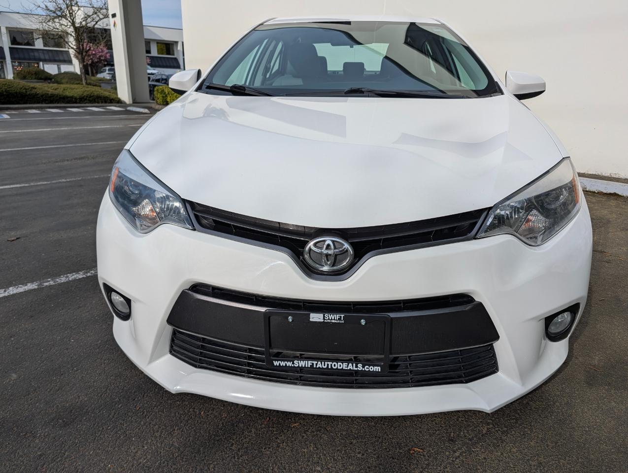 Toyota Corolla LE CVT 2016