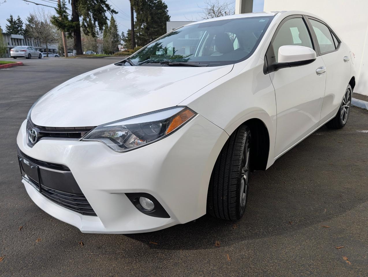 Toyota Corolla LE CVT 2016