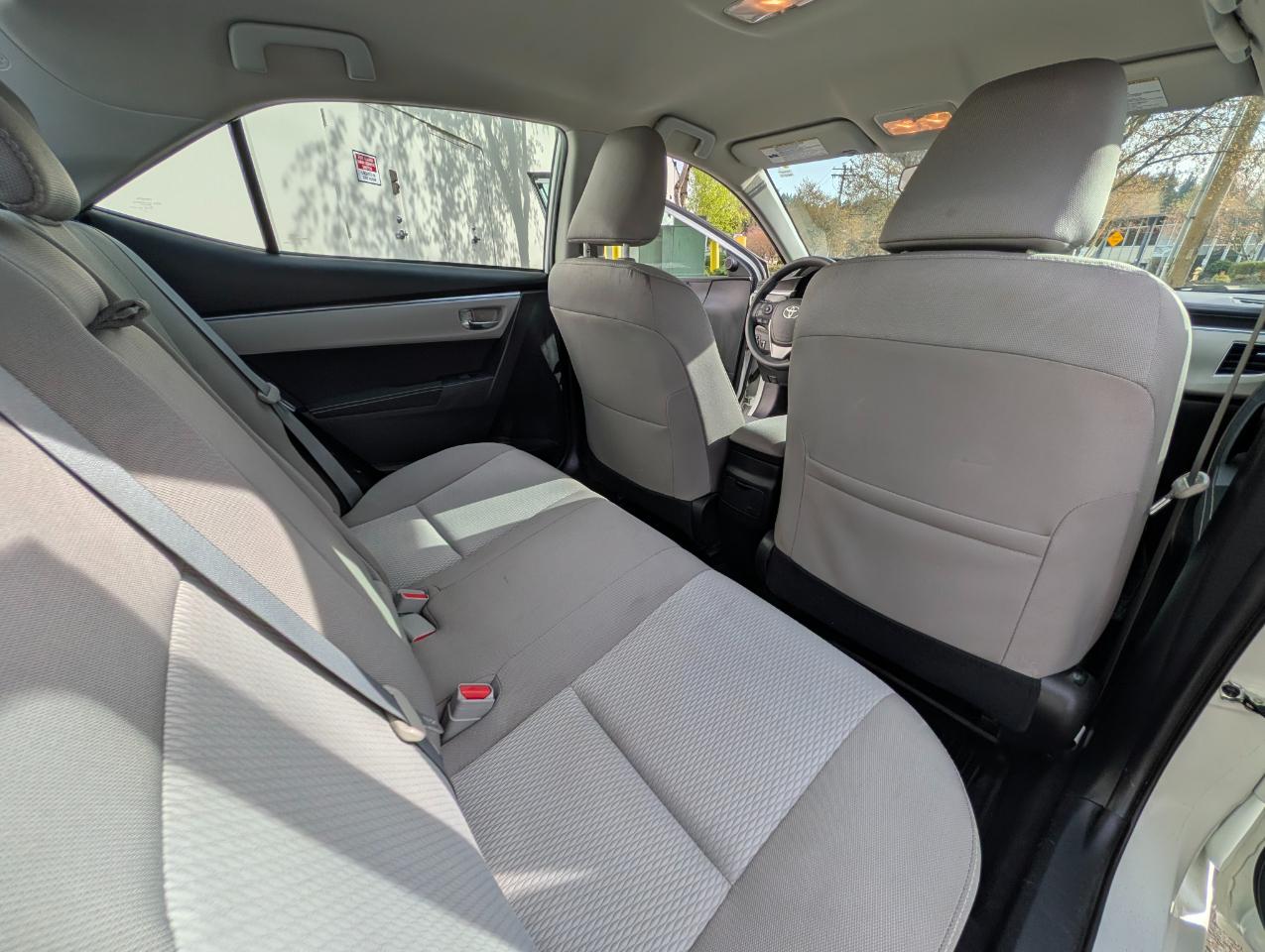 Toyota Corolla LE CVT 2016